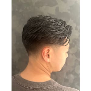 毛流れアイパー - ヒロ銀座バーバーショップ大阪本店【ヒロギンザ バーバーショップオオサカホンテン】掲載中