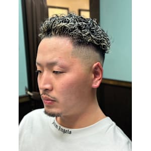 ヒロ銀座 バーバーショップ 仙台本店×スタイル