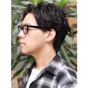 スパイラルパーマ センターパート ツーブロック ビジネス