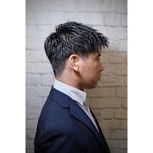 ツーブロック束感ビジネスショート - グレイスフルバーバー プラチナム【グレイスフルバーバー プラチナム】掲載中