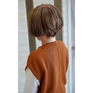 白髪ボカシハイライト ミルクティブラウン - mouf -hair&eyelash-【ムゥフ ヘアアンドアイラッシュ】掲載中