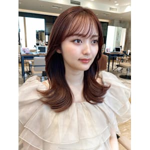 シースルーぱっつん前髪で結んでかわいいフェイスレイヤー