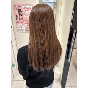 ベージュカラー