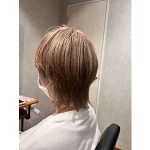 ブリーチカラー×小顔レイヤーカット