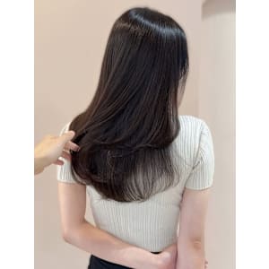 レイヤーカット 髪質改善トリートメント 艶髪 透明感カラー
