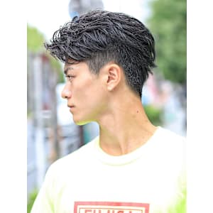 ワイルドツーブロック　前髪かきあげ　