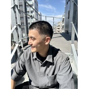 ストリートボウズ×スキンフェード