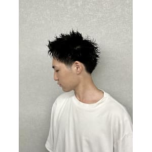 スパイキーショート×テーパーフェード