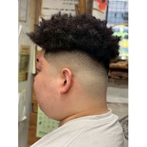 スパイキーアフロ