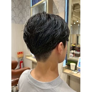 ナチュラルツーブロックマッシュ