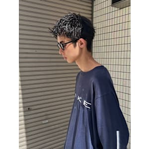 huge 表参道×スタイル - huge 表参道【ヒュージ オモテサンドウ】掲載中