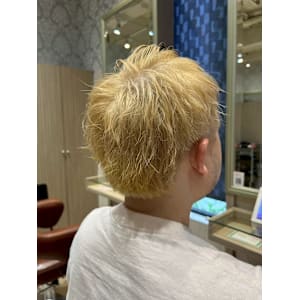 ハイトーンショートマッシュ