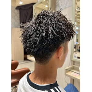 スパイキーショート×フェードカット