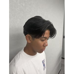 清潔感溢れる万能スタイル