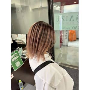 白髪ぼかしハイライト - AIZU本厚木 白髪ぼかし ハイライト バレイヤージュ 髪質改善【アイズホンアツギ シラガボカシ ハイライト バレイヤージュ カミシツカイゼン】掲載中