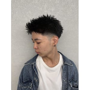【男らしさ全開！束感ショート × フェードカット】 - CØDE by KENJE【コードバイケンジ】掲載中