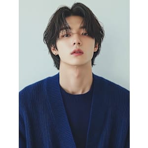 センターパート ニュアンスパーマ ウルフ 韓国ヘア 20代