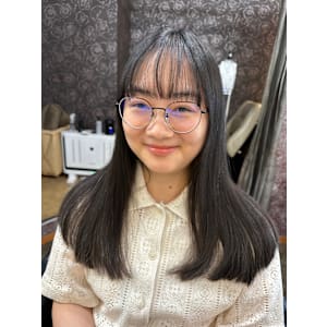 【カットで整える✨️】艶ストレート×シースルーバング