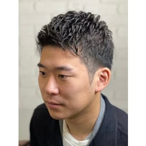 ビジネスショート　理容室/難波/シェービング