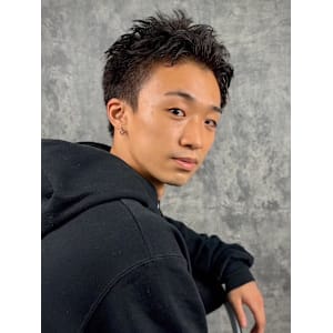 スパイキーショート