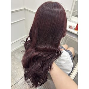 ブリーチあり艶のあるワインレッド＊まゆ - Lilme【リルミー】掲載中