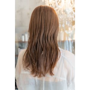 20代~50代に選ばれるサロン/暗めカラー/デザインカラー