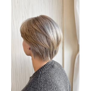 Vis ill 秋葉原店【ビス イル】×スタイル