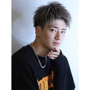 メンズショート　ハイトーン　メンズカット　アップバング