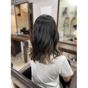 インナーグレージュ