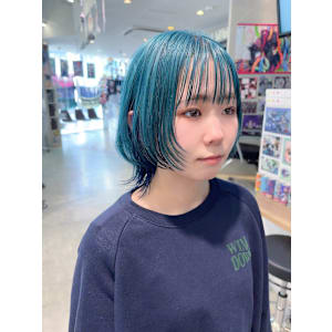 ウルフカット ケアブリーチ インナーカラー