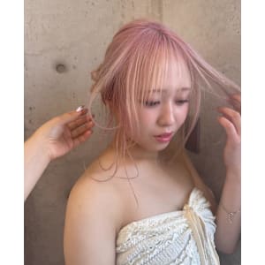 ピンクベージュ/ベビーピンク/レイヤーカット