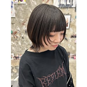 ショートウルフ　ウルフヘア　レディースウルフ