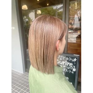 ハイライトたっぷりベージュカラー - 半個室型美容室 Sourire 博多店【ハンコシツガタビヨウシツスーリールハカタテン】掲載中