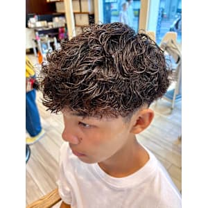 CLAPS 横須賀中央店×スタイル