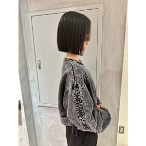 切りっぱなしボブ丸くないボブ艶髪ダークグレージュ髪質改善