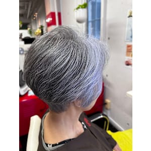 【ヘアマニキュア】【白髪】ショートスタイル - Hair Design Covo【ヘアーデザイン コーヴォ】掲載中