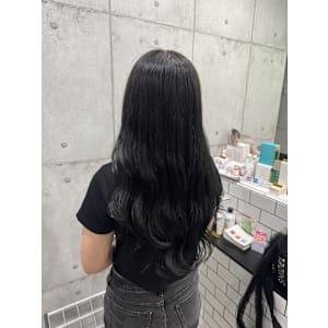 ブルーブラック