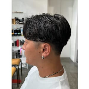 刈り上げセンターパート