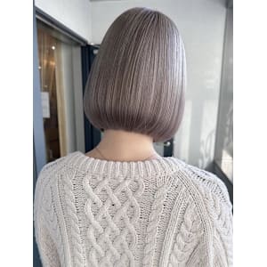 ホワイトシルバー/ホワイトブロンド/アッシュブロンド - Marcia by artina 蒲田店【マーシア バイ アルティナ カマタテン】掲載中