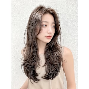 無造作ロングヘア×ツヤ感ブラウン