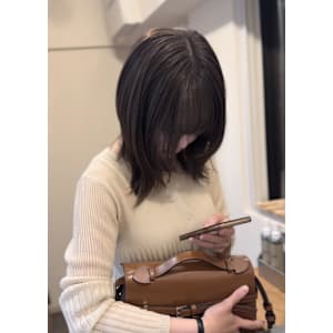 くすみブラウンベージュ