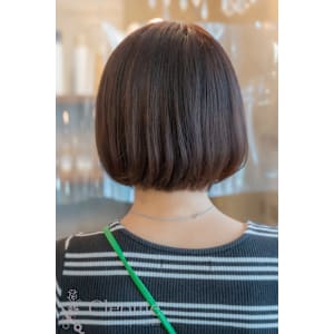 20代~50代に選ばれるサロン/暗めカラー/デザインカラー