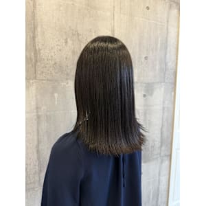 ダークブラウン