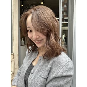 ミディアム・ボブ・アッシュ