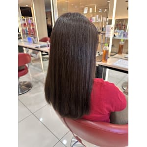 透明感ベージュ