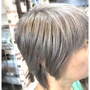 Petit Repos美容室白髪ぼかしハイライト - Petit Repos美容室【プチルポビヨウシツ】掲載中
