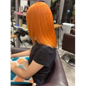  オレンジカラー ハイトーン ダブルカラー 顔周りカット 