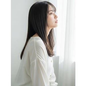 髪質改善 レイヤーカット ストレート 艶髪 顔周りカット