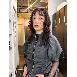 Daisy duex 林 奈保 【パーマ】ミディアムパーマ