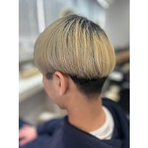 スッキリ短めマッシュスタイル♪